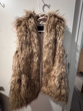 Banana Republic Faux Fur Vest in Light Brown